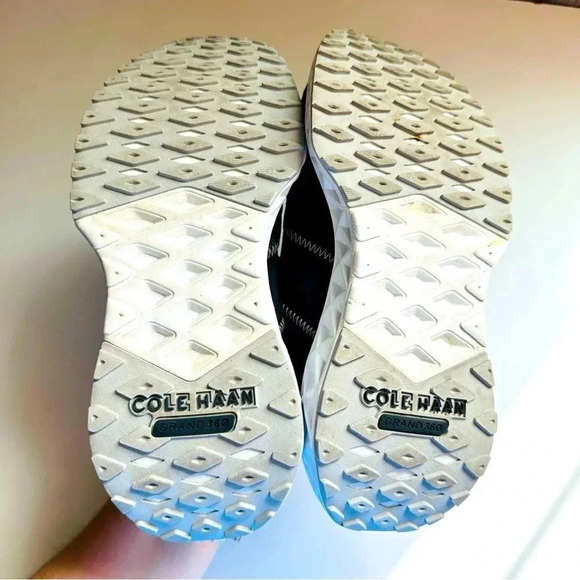 Cole Haan Women's ZERØGRAND All-Day Running Shoe - Picture 10 of 11